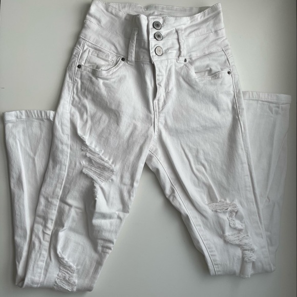 2 Pairs of Jeans - SWS & Bongo - Picture 10 of 15